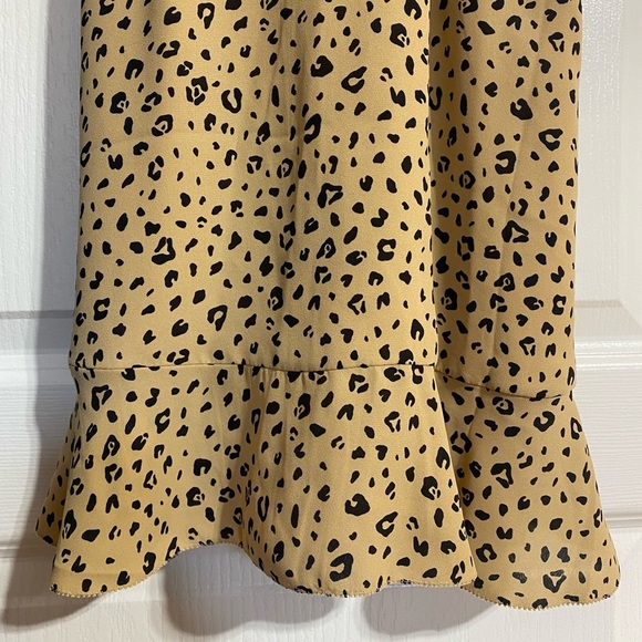 Aritzia Sunday Best Leopard Wrap Mini Flowy Lightweight V Neck Dress Size 4 - Picture 9 of 12